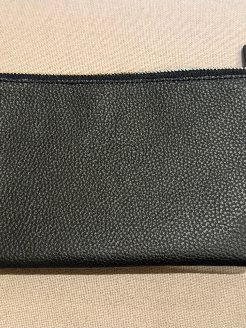 NWOT Coach Double Zip Black Pebbled Leather Wristlet with Gold Hardware